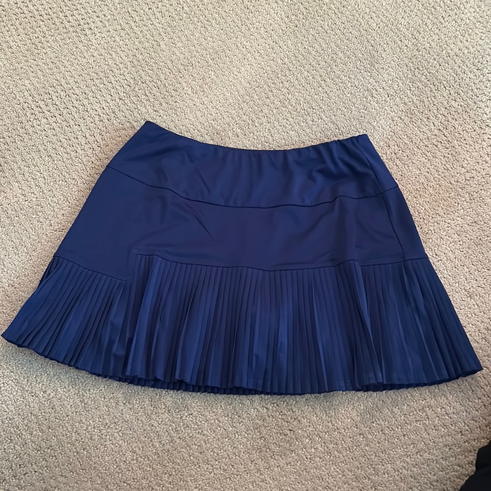 TAIL Tennis Skirt Navy with pleated bottom